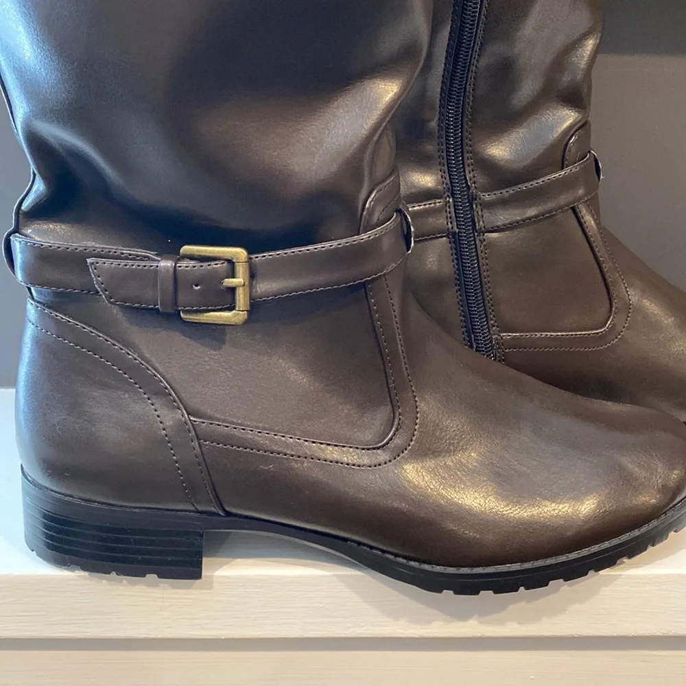 New Chaps boots - Picture 4 of 8
